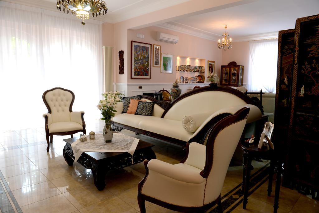 Il Giardino Delle Jacaranda Bed & Breakfast Talsano Ngoại thất bức ảnh