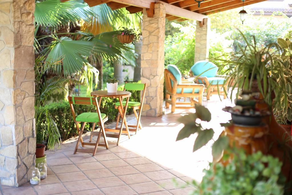 Il Giardino Delle Jacaranda Bed & Breakfast Talsano Ngoại thất bức ảnh