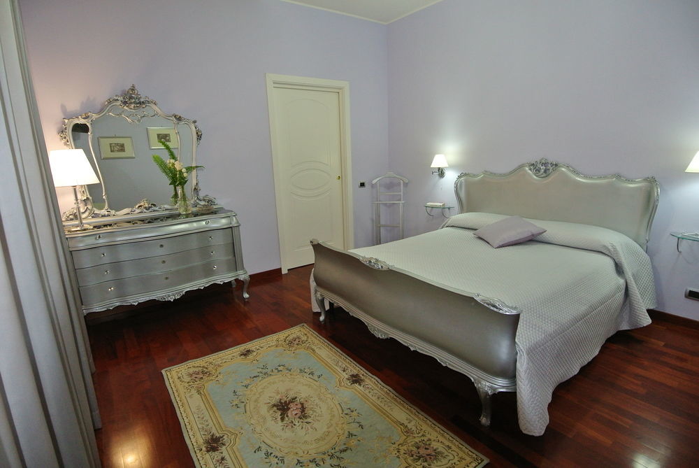 Il Giardino Delle Jacaranda Bed & Breakfast Talsano Ngoại thất bức ảnh