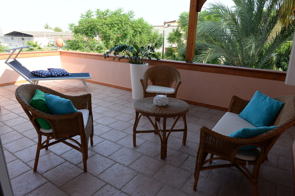 Il Giardino Delle Jacaranda Bed & Breakfast Talsano Ngoại thất bức ảnh