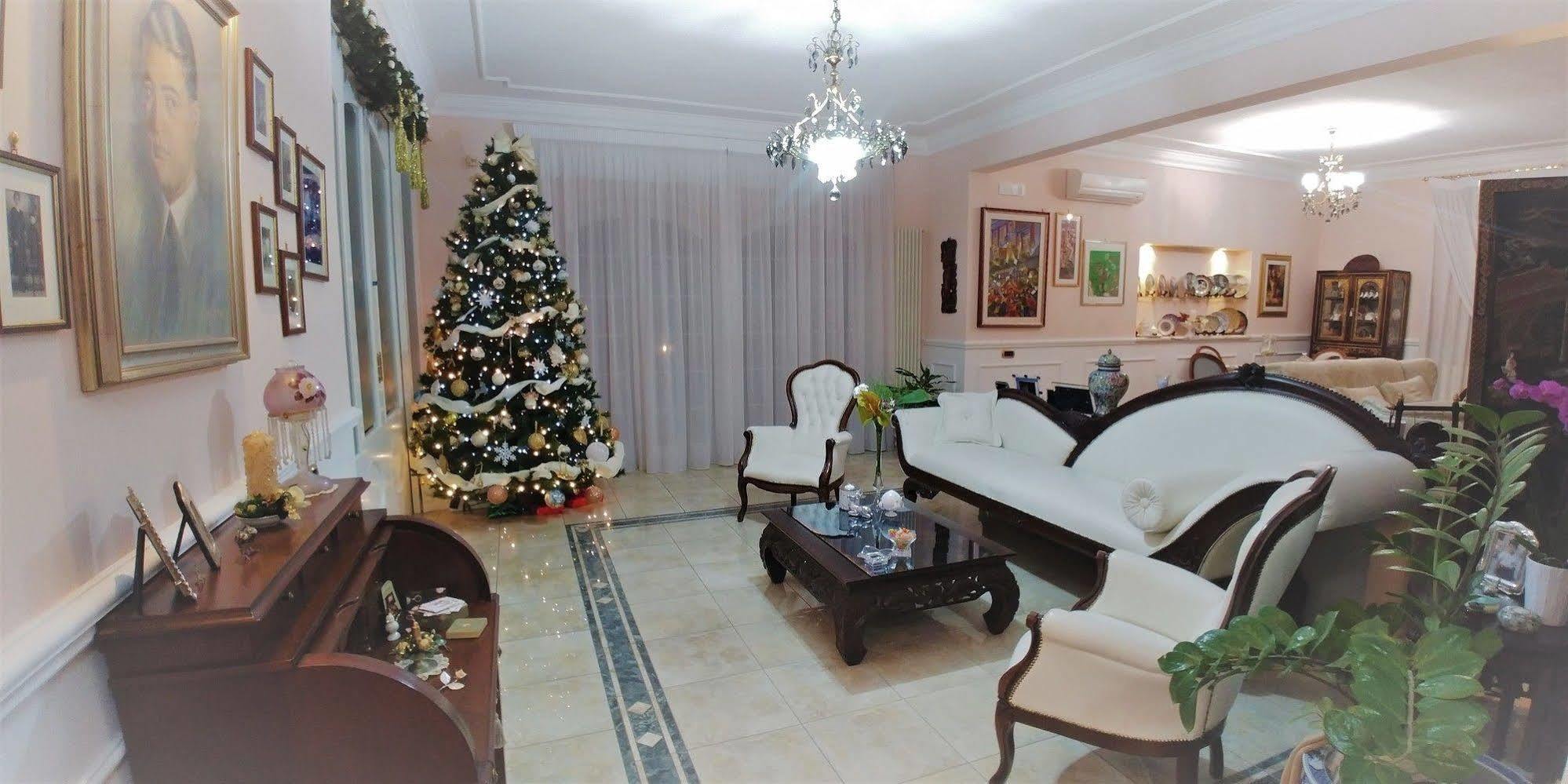 Il Giardino Delle Jacaranda Bed & Breakfast Talsano Ngoại thất bức ảnh